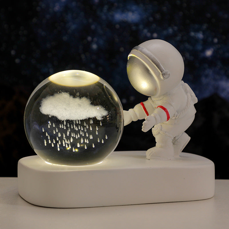 Galaxy Astronaut Crystal Ball Night Light – USB Powered Warm Lamp for Bedroom & Gifts