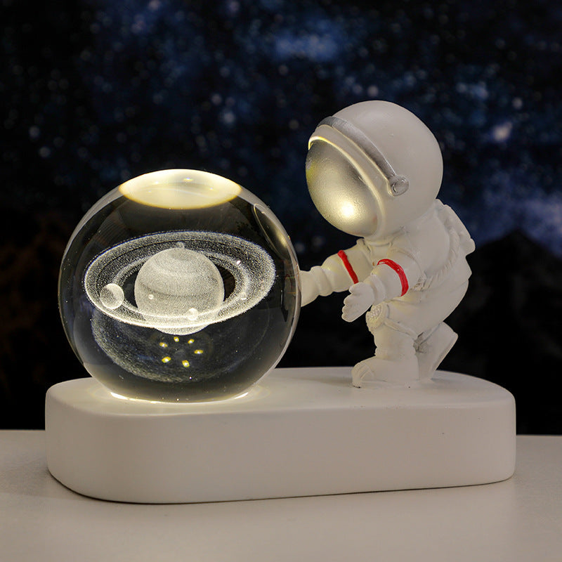 Galaxy Astronaut Crystal Ball Night Light – USB Powered Warm Lamp for Bedroom & Gifts
